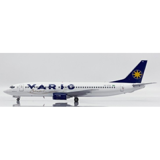 1/200 VARIG BOEING 737-400 REG: PP-VTN WITH STAND