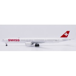 1/200 SWISS BOEING 777-300ER LUZERN REG: HB-JNK WITH STAND