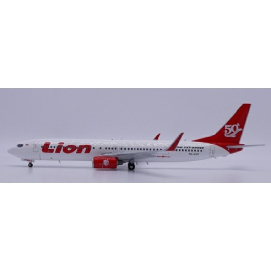 1/200 LION AIR BOEING 737-900ER 50TH BOEING 737-900ER REG: PK-LHY WITH STAND