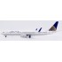 1/200 UNITED AIRLINES BOEING 737-900ER REG: N37437 WITH STAND