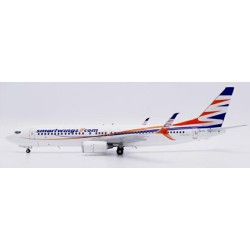 1/200 SMARTWINGS BOEING 737-800 REG: OK-TVL WITH STAND