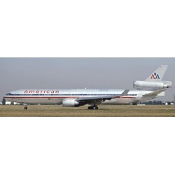 1/200 AMERICAN AIRLINES MCDONNELL DOUGLAS MD-11 POLISHED REG: N1754 WITH STAND