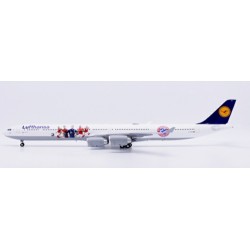 1/200 LUFTHANSA AIRBUS A340-600 OC FC BAYERN MUNCHEN REG: D-AIHK WITH STAND