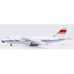1/200 AIRFOYLE ANTONOV AN-124 RUSLAN REG: CCCP-82008 WITH STAND