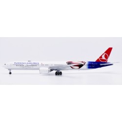 1/200 TURKISH AIRLINES BOEING 777-300ER BATMAN V SUPERMAN REG: TC-JJN WITH STAND