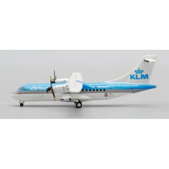 1/400 KLM EXEL ATR42-300 PH-XLD WITH ANTENNA XX40004