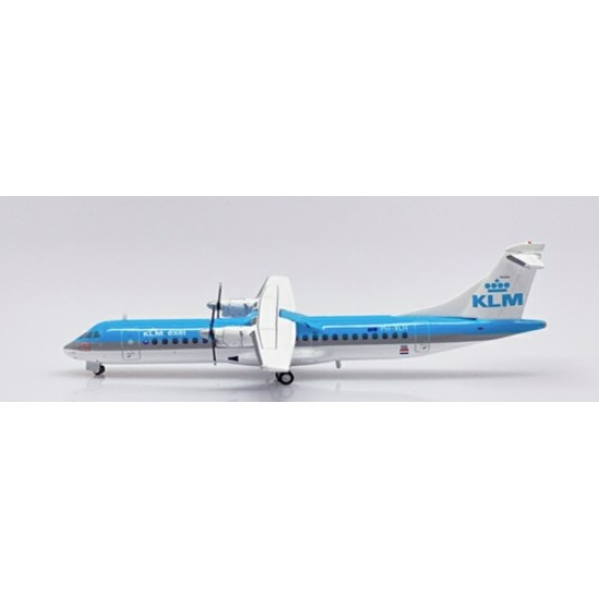 1/400 KLM EXEL ATR72-200 REG: PH-XLH WITH ANTENNA