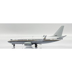 1/400 US NAVY BOEING C-40A CLIPPER REG: 165835 WITH ANTENNA