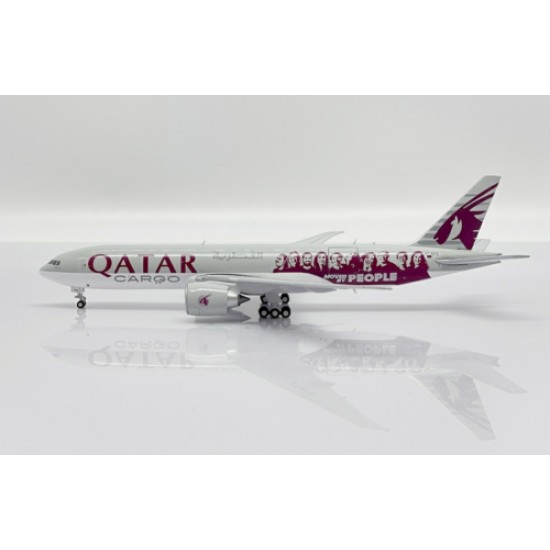 1/400 QATAR CARGO BOEING 777-200LRF MOVED BY PEOPLE INTERACTIVE SERIES XX40114C