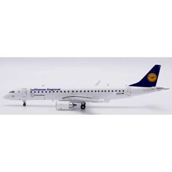1/400 LUFTHANSA REGIONAL EMBRAER ERJ-190LR REG: D-AECD WITH ANTENNA 1/400 LUFTHANSA REGIONAL EMBRAER ERJ-190LR REG: D-AECD WITH ANTENNA