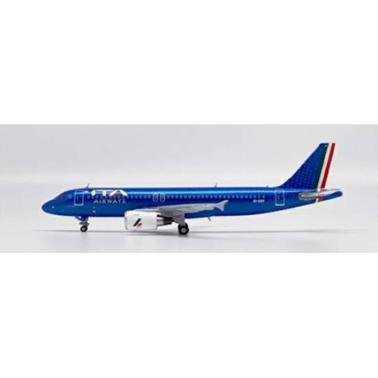 1/400 ITA AIRWAYS AIRBUS A320 REG: EI-DSY WITH ANTENNA