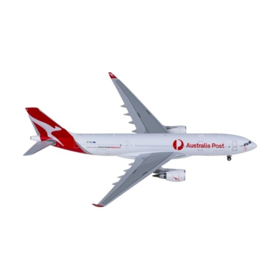 1/400 QANTAS FREIGHT AIRBUS A330-200P2F REG: VH-EBF XX40194