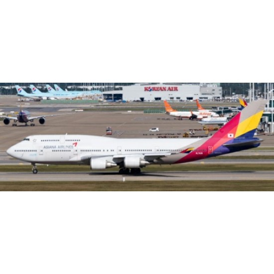 1/400 ASIANA AIRLINES BOEING 747-400 LAST FLIGHT REG: HL7428