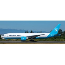 1/400 MAERSK AIR CARGO BOEING 777F INTERACTIVE SERIES REG: OY-MAC WITH ANTENNA