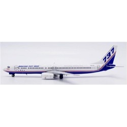 1/400 BOEING HOUSE COLOUR 737-900 TECHNOLOGY DEMONSTRATOR REG: N737X WITH ANTENNA