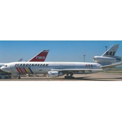 1/400 SAS SCANDINAVIAN AIRLINES MCDONNELL DOUGLAS DC-10-30 REG: SE-DFD WITH ANTENNA 1/400 SAS SCANDINAVIAN AIRLINES MCDONNELL DOUGLAS DC-10-30 REG: SE-DFD WITH ANTENNA