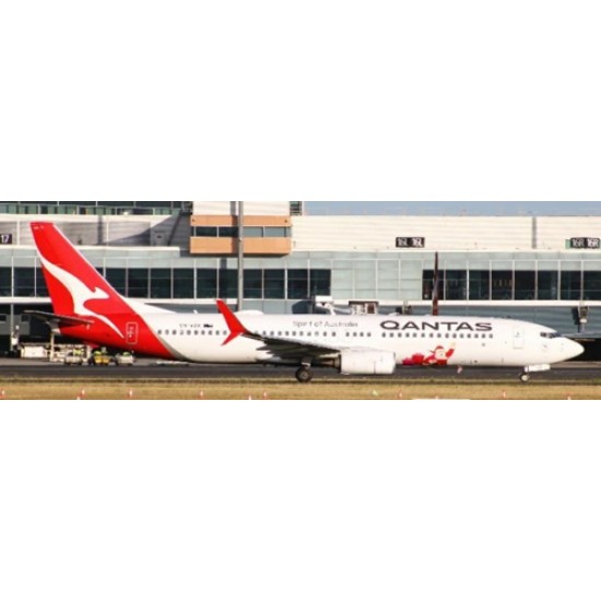 1/400 QANTAS BOEING 737-800 SANTA REG: VH-VZX WITH ANTENNA