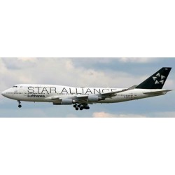 1/400 LUFTHANSA BOEING 747-400 STAR ALLIANCE REG: D-ABTH WITH ANTENNA 1/400 LUFTHANSA BOEING 747-400 STAR ALLIANCE REG: D-ABTH WITH ANTENNA