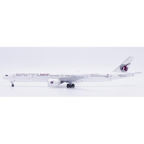 1/400 QATAR AIRWAYS BOEING 777-300ER ALL WHITE REG: A7-BOC WITH ANTENNA 1/400 QATAR AIRWAYS BOEING 777-300ER ALL WHITE REG: A7-BOC WITH ANTENNA
