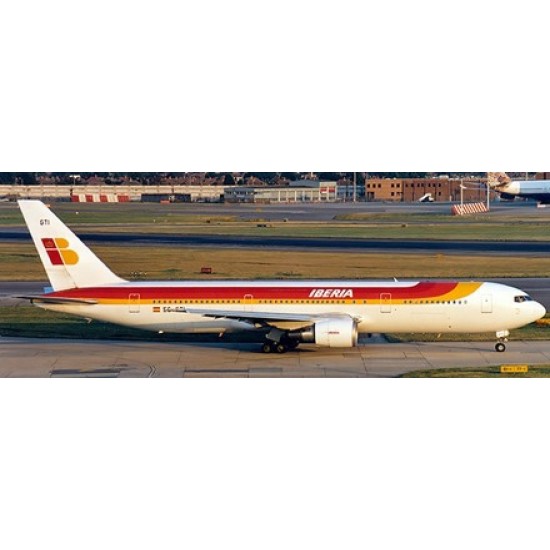 1/400 IBERIA BOEING 767-300(ER) REG: EC-GTI WITH ANTENNA XX4261