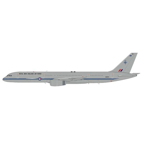 1/400 ROYAL NEW ZEALAND AIR FORCE BOEING 757-200 NZ7571 XX4443