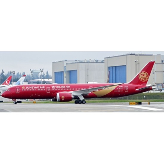 1/400 JUNEYAO AIR BOEING 787-9 DREAMLINER REG: B-20EC WITH ANTENNA