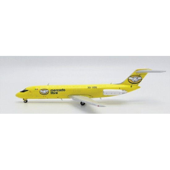 1/400 MERCADO LIBRE DC-9-30F REG: XA-UOG WITH ANTENNA