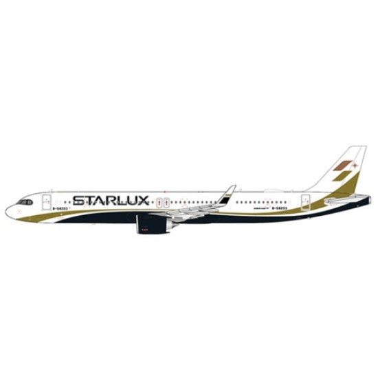 1/200 STARLUX AIRBUS A321NEO REG: B-58203 WITH STAND