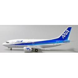 1/200 ALL NIPPON AIRWAYS BOEING 737-500 REG: JA8195 WITH STAND