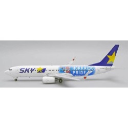 1/200 SKYMARK AIRLINES BOEING 737-800 HOKKAIDO PRIDE REG: JA