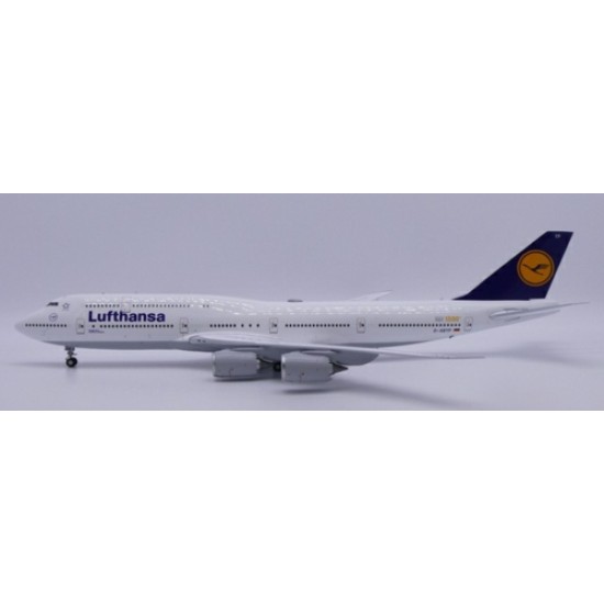 1/200 LUFTHANSA BOEING 747-8 OC1500TH BOEING 747 REG: D-ABYP WITH STAND
