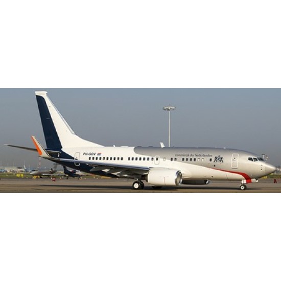 1/200 NETHERLANDS GOVERNMENT BOEING 737-700(BBJ) FLAP DOWN R