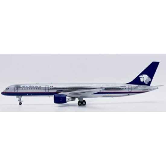 1/200 AEROMEXICO BOEING 757-200 POLISHED REG: N490AM WITH STAND