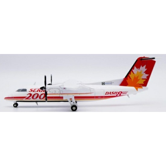 1/200 HOUSE COLOUR DE HAVILLAND CANADA DASH 8-Q200 SERIES 200 REG: C-GGMP WITH STAND 1/200 HOUSE COLOUR DE HAVILLAND CANADA DASH 8-Q200 SERIES 200 REG: C-GGMP WITH STAND