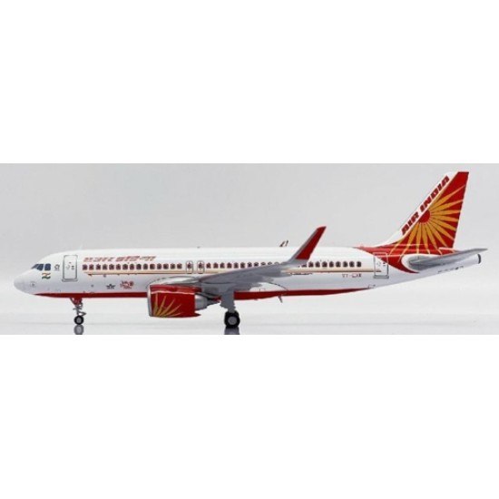 1/200 AIR INDIA AIRBUS A320NEO REG: VT-EXK WITH STAND LH2411