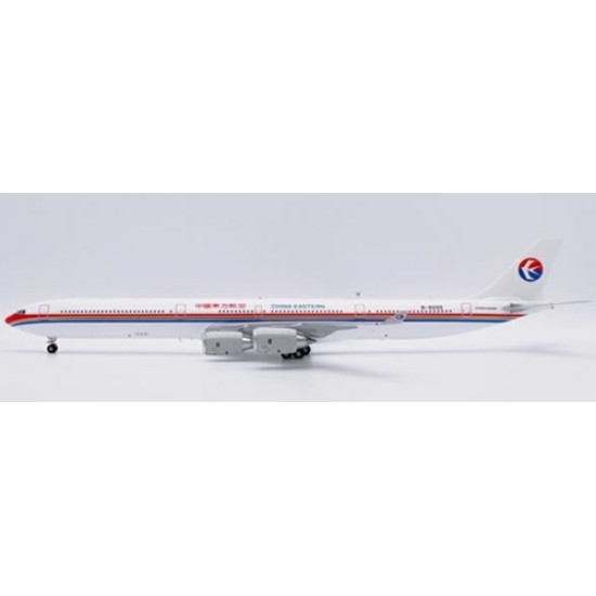 1/200 CHINA EASTERN AIRLINES AIRBUS A340-600 REG: B-6055 WITH STAND