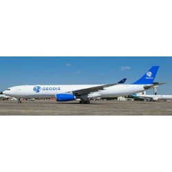 1/400 TITAN AIRWAYS AIRBUS A330-300(P2F) GEODIS LIVERY REG: