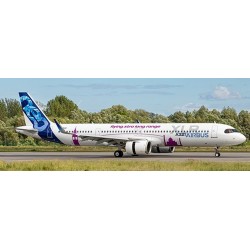 1/400 AIRBUS INDUSTRIE A321XLR REG: F-WXLR WITH ANTENNA LH4301