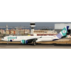 1/400 ORBEST AIRBUS A330-900NEO REG: CS-TKH WITH ANTENNA