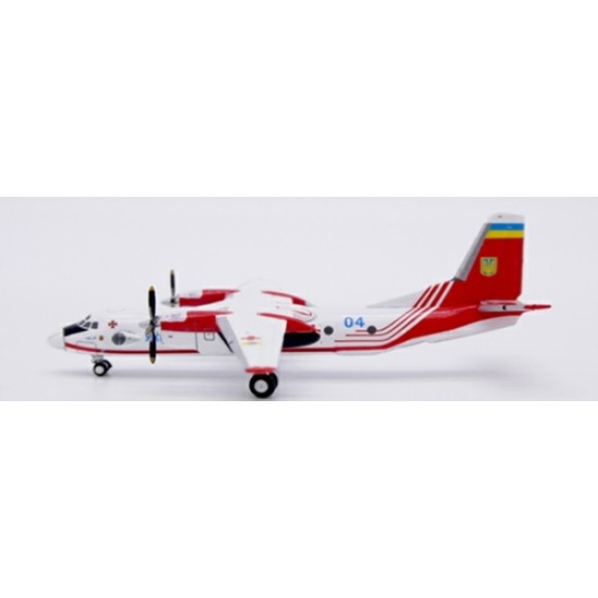 1/400 UKRAINE AIR FORCE ANTONOV AN-26 RESCUE SERVICE REG: 04