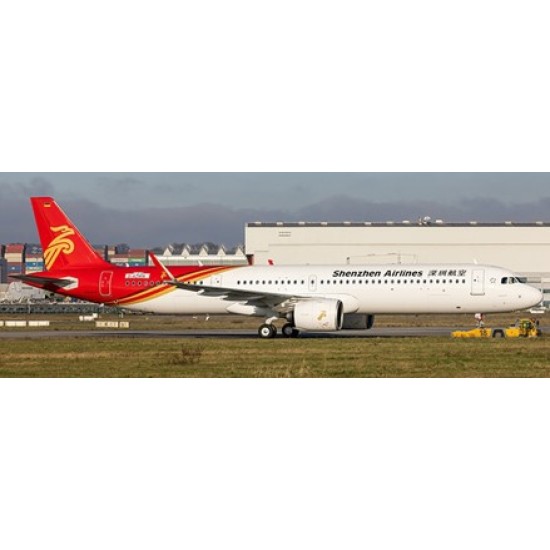 1/400 SHENZHEN AIRLINES AIRBUS A321NEO REG: B-32CG WITH ANTE