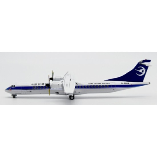 1/400 CHINA XINJIANG AIRLINES ATR72-500 REG: B-3026