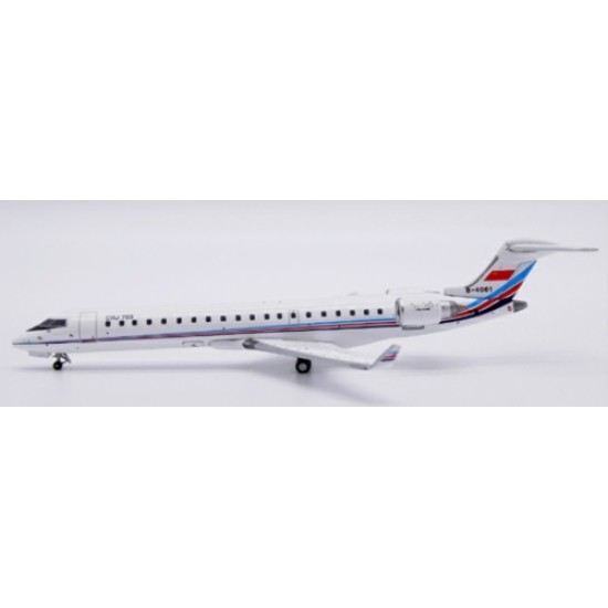 1/400 CHINA AIR FORCE BOMBARDIER CRJ-700 REG: B-4061