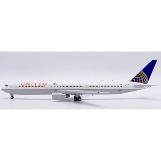 1/400 UNITED AIRLINES BOEING 767-400ER DENVER BRONCOS REG: N