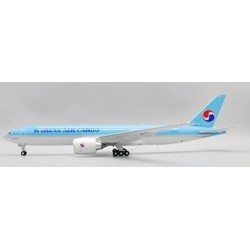 1/200 KOREAN AIR CARGO BOEING 777F REG: HL8251 WITH STAND