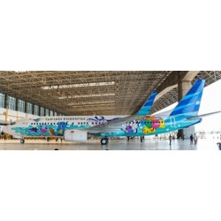 1/200 GARUDA INDONESIA BOEING 737-800 POKEMON REG: PK-GMU WITH STAND