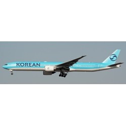 1/200 KOREAN AIR BOEING 777-300ER NC REG: HL8008 FLAPS DOWN WITH STAND