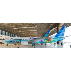 1/400 GARUDA INDONESIA BOEING 737-800 POKEMON REG: PK-GMU WITH ANTENNA 1/400 GARUDA INDONESIA BOEING 737-800 POKEMON REG: PK-GMU WITH ANTENNA