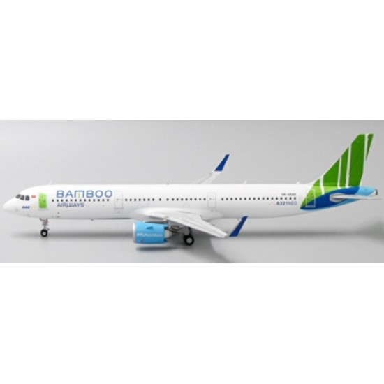 JCXX2307 - 1/200 BAMBOO AIRWAYS AIRBUS A321NEO REG: VN-A589 WITH STAND