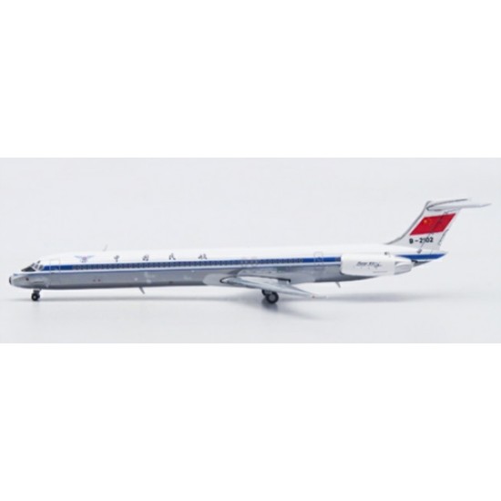 JCXX40112 - 1/400 CAAC MCDONNELL DOUGLAS MD-82 POLISHED REG: B-2102 WITH ANTENNA